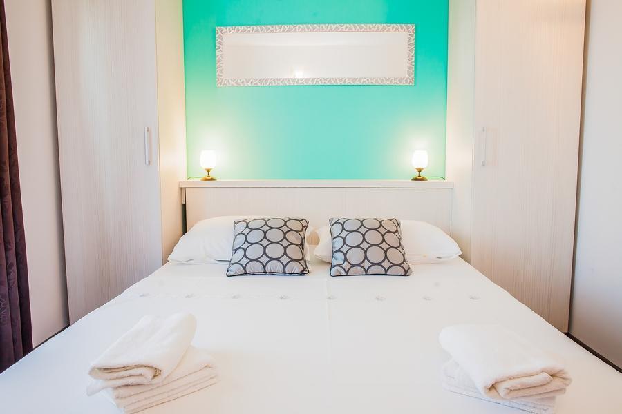 Apartmani Petricevic Supetar Buitenkant foto