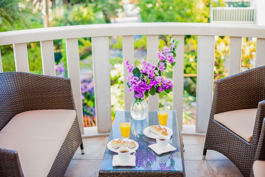 Apartmani Petricevic Supetar Buitenkant foto